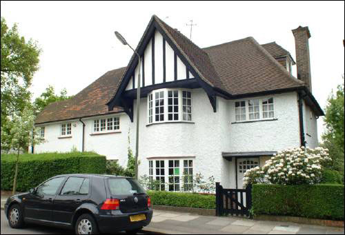 165 Hampstead Way